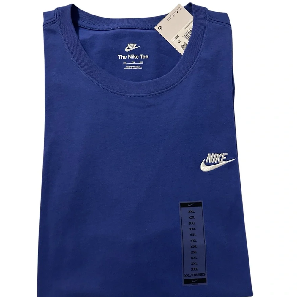 Nike Men’s T-shirt